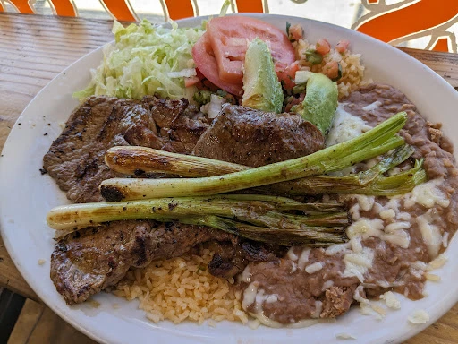 El Palenque Taqueria photo 4